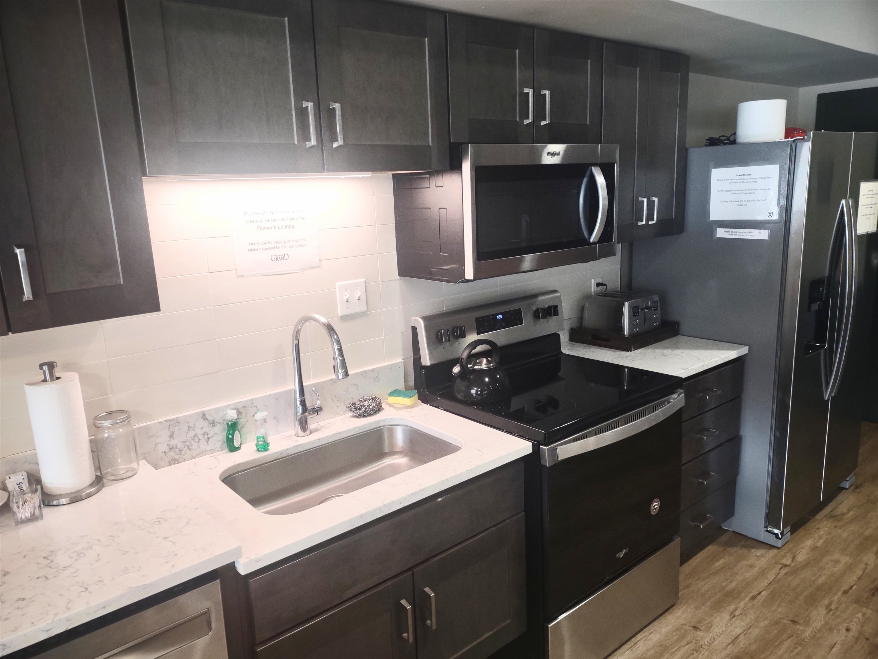 228 East Mountain Road, Unit D GRAND HOTEL 223 I (MORAN) Killington, VT 05751 - Photo 37 of 45