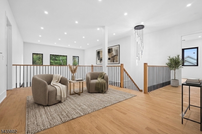 30 Winthrop Road Short Hills, NJ 07078 - Photo 12 of 32