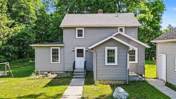 $349,900 | 5737 South M 37 Highway, Hastings, MI 49058