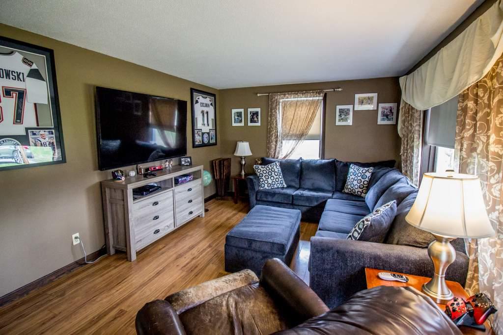 267 Mason Road Farmington, ME 04938 - Photo 7 of 15 Living Room
