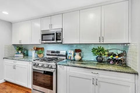 $1,200,000 | 4169 Rhodes Way, Oceanside, CA 92056