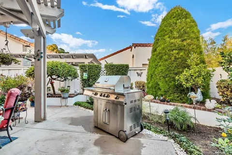 $1,200,000 | 4169 Rhodes Way, Oceanside, CA 92056