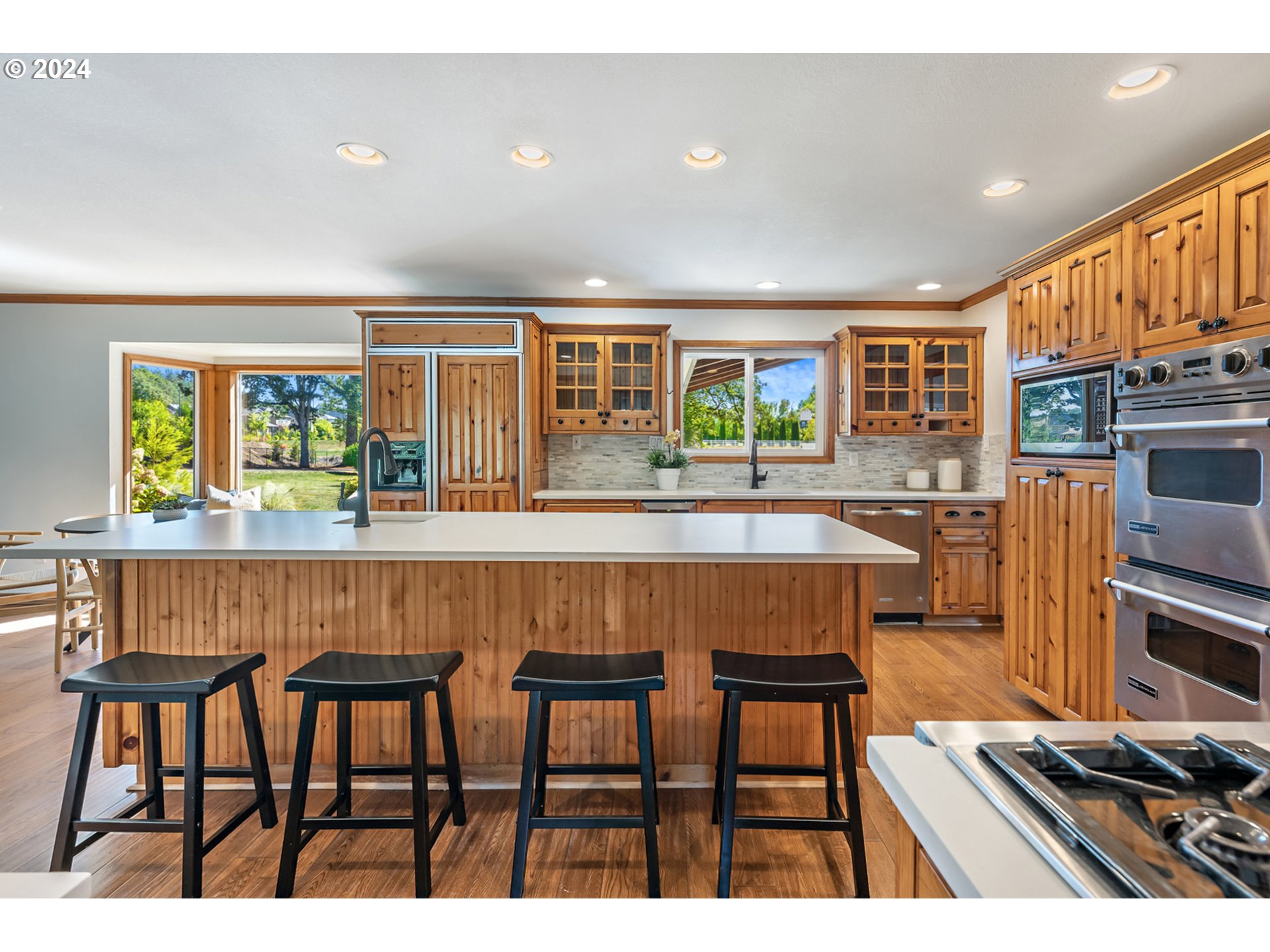 28727 Southwest Grahams Ferry Road Wilsonville, OR 97070 - Photo 16 of 48