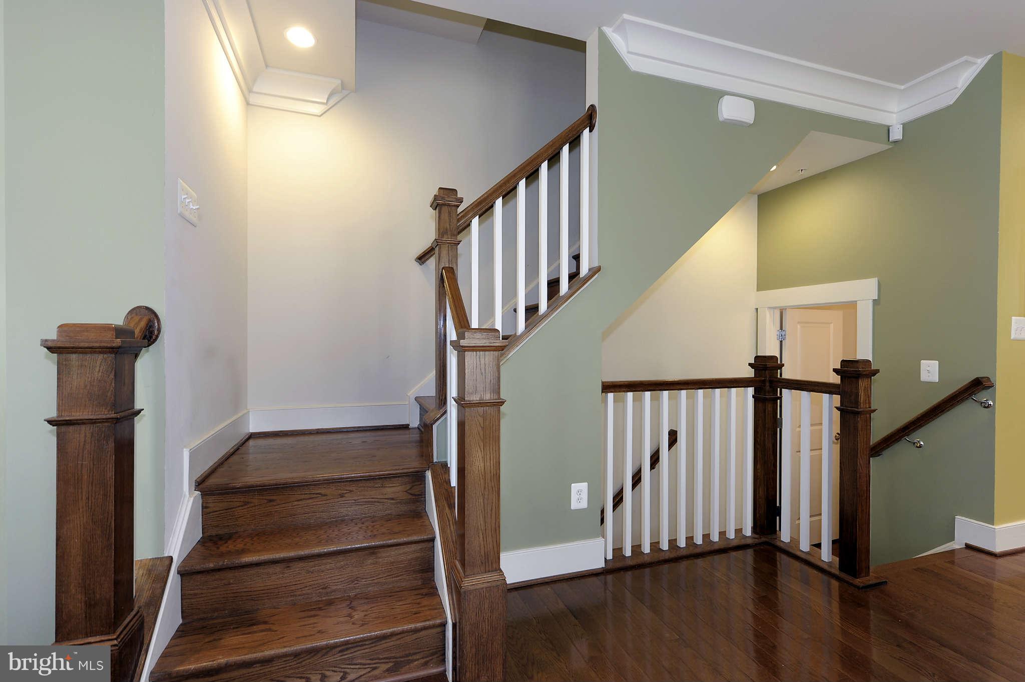 2729 Cassedy Street Silver Spring, MD 20910 - Photo 12 of 29 Interior (General)