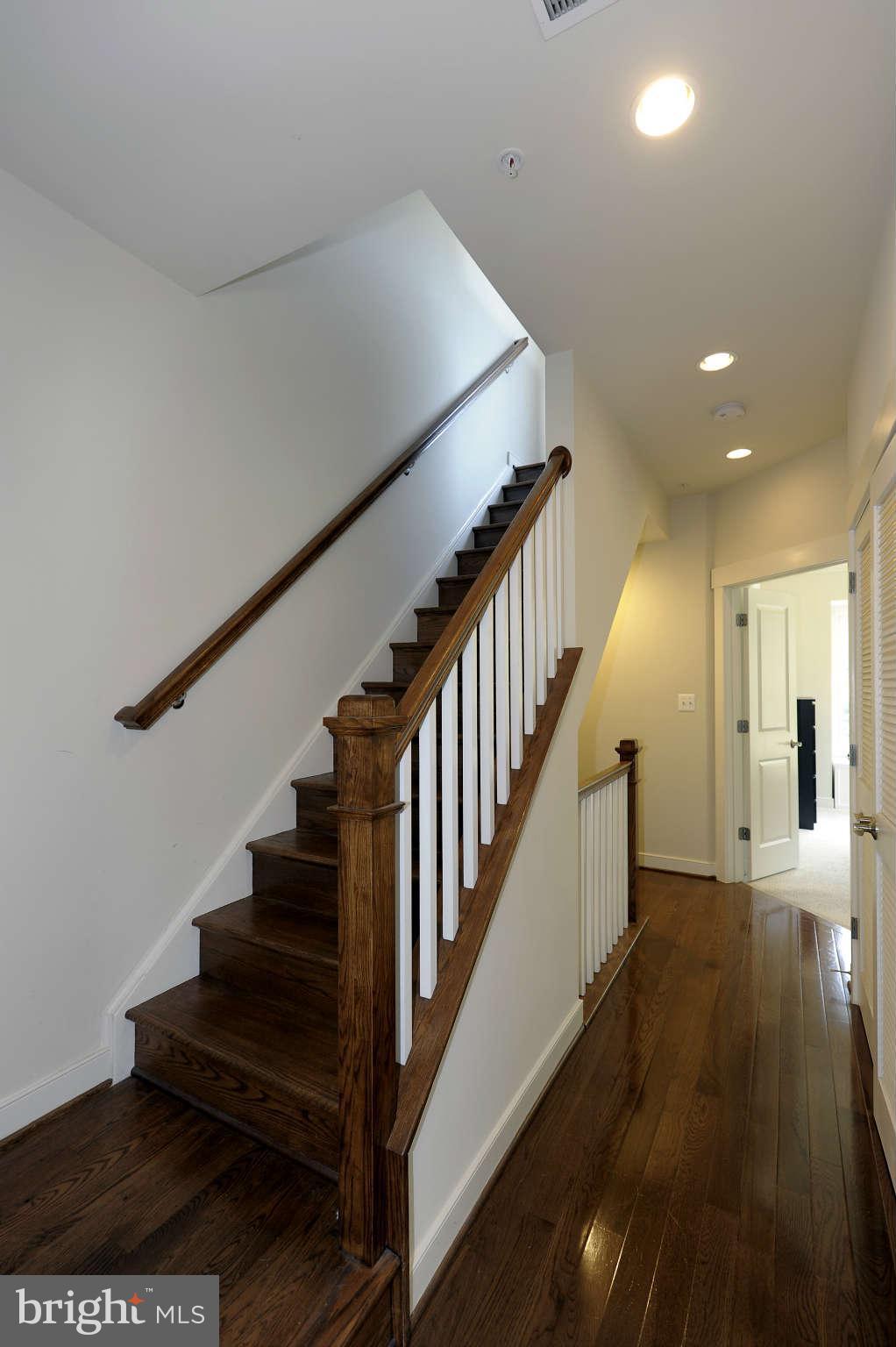 2729 Cassedy Street Silver Spring, MD 20910 - Photo 19 of 29 Interior (General)