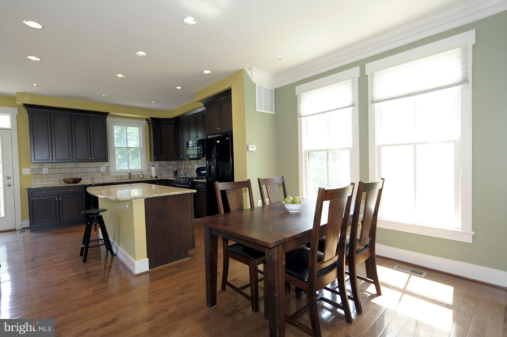 2729 Cassedy Street Silver Spring, MD 20910 - Photo 5 of 29 Dining Room