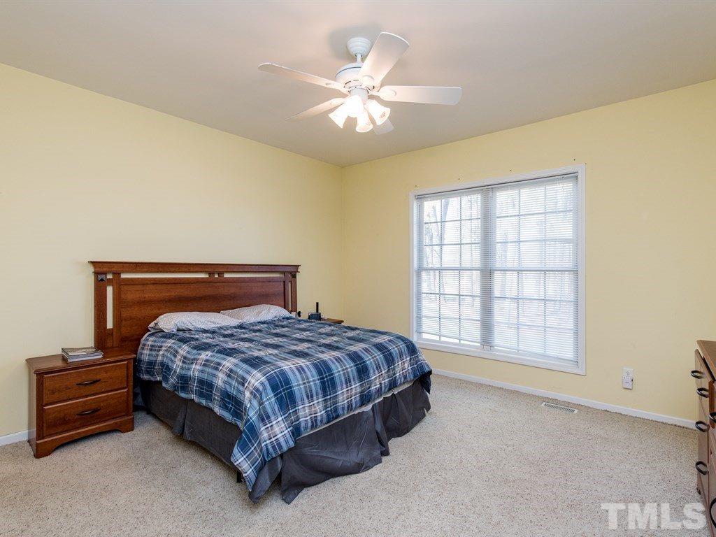 422 Seastone Street Raleigh, NC 27603 - Photo 13 of 24 Gallery Image 13