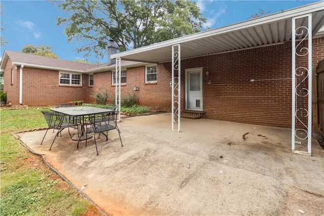 $359,000 | 5524 Laurel Lane Northwest, Lilburn, GA 30047