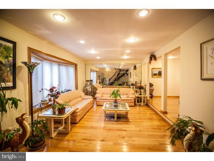 3 Holden Road Cherry Hill, NJ 08034 - Photo 4 of 23