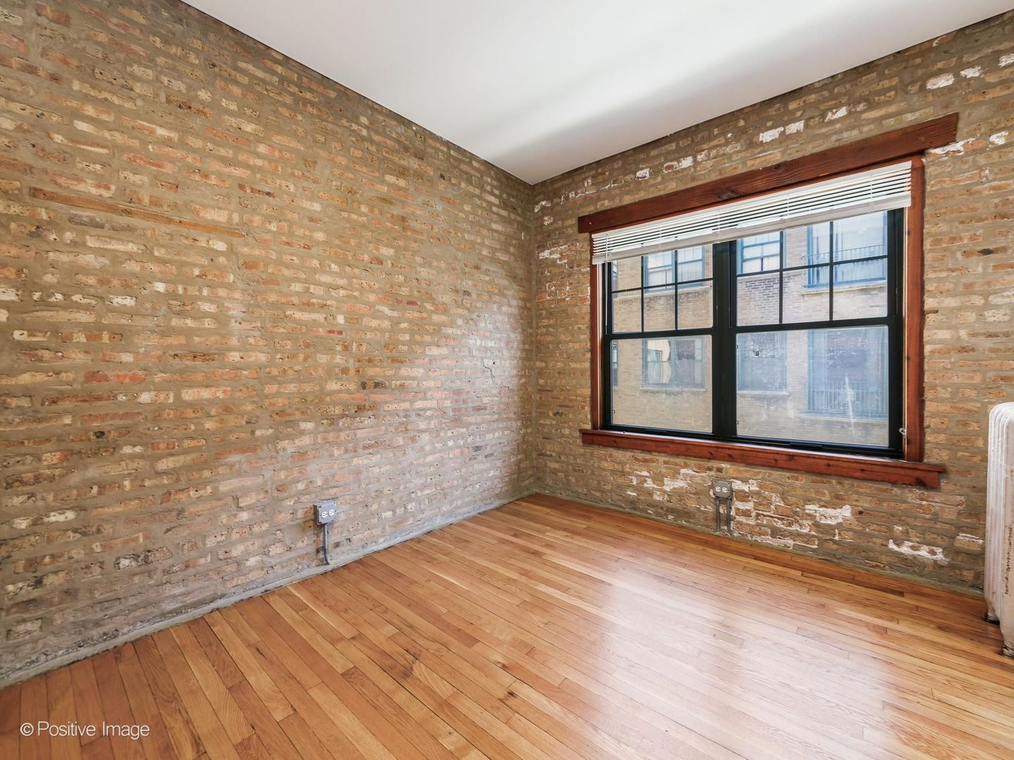 7025 North Sheridan Road, Unit 2E Chicago, IL 60626 - Photo 8 of 18 Gallery Image 8