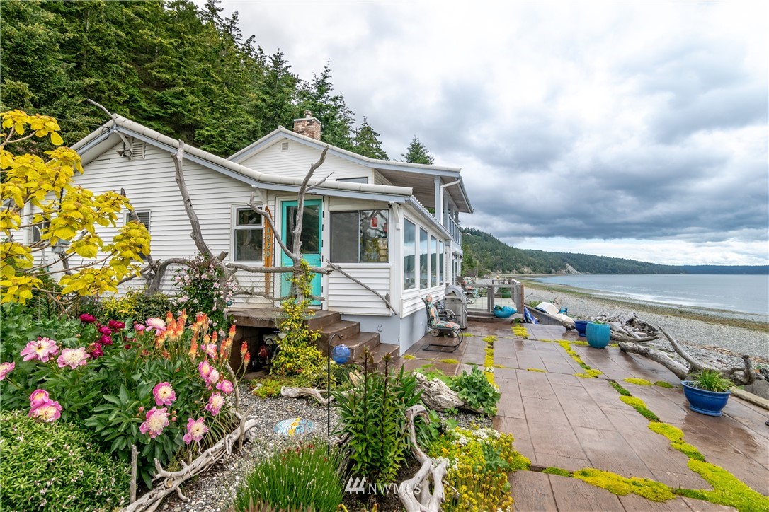 1220 Beckett Point Road Port Townsend, WA 98368 - Photo 10 of 40 Gallery Image 10