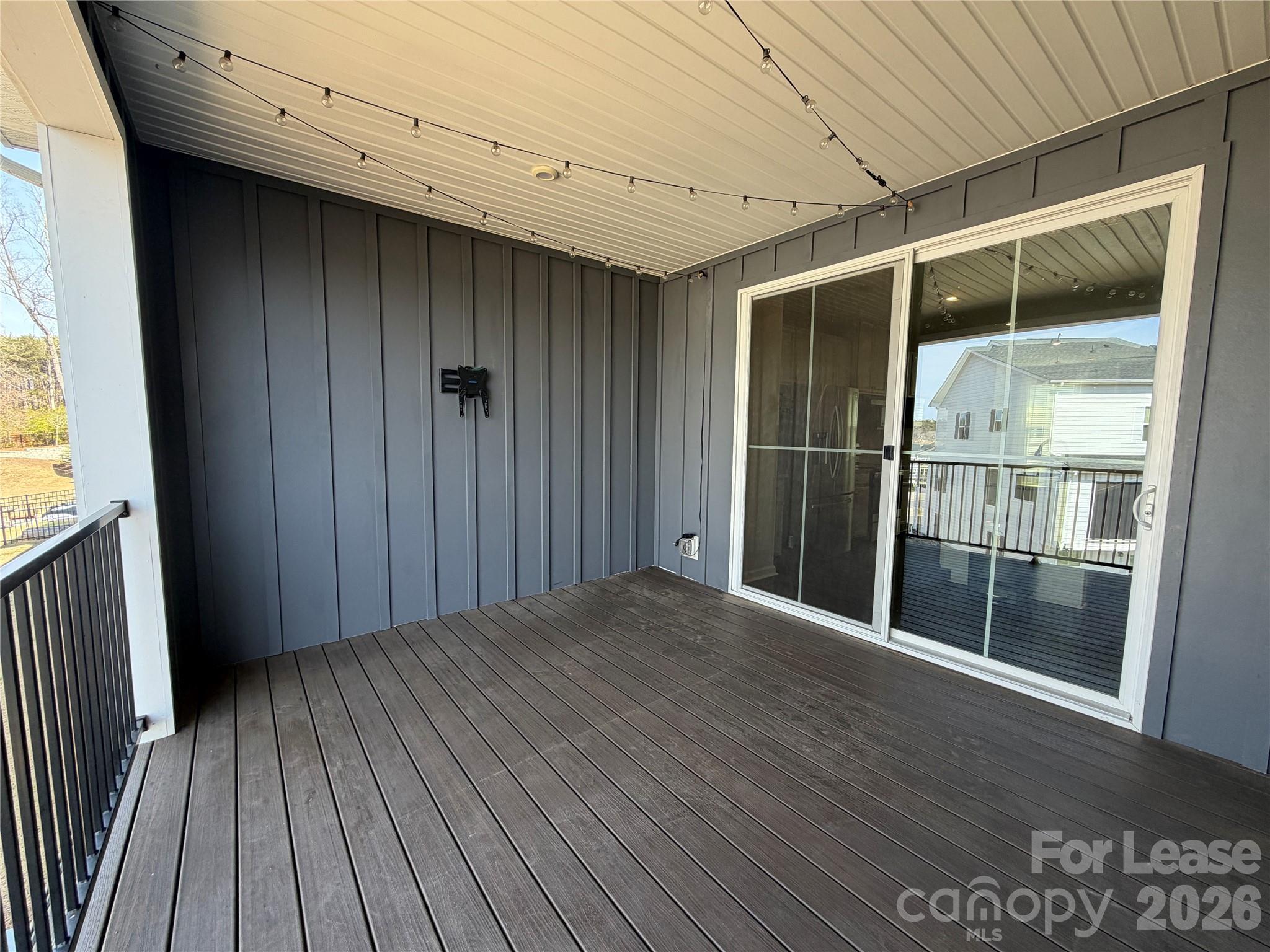 677 Crudent Road Tega Cay, SC 29708 - Photo 4 of 12
