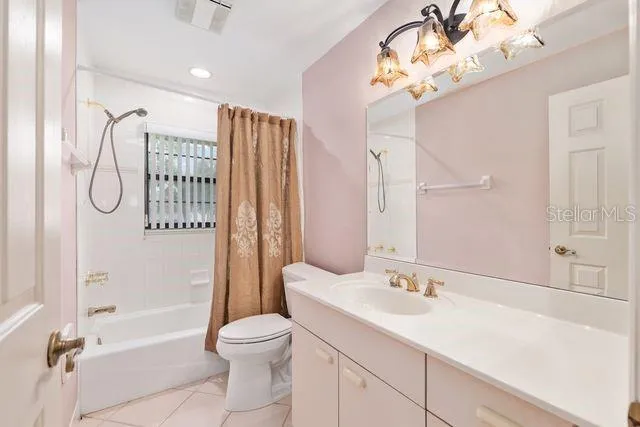 $370,000 | 5365 Southwest 86th Place, Ocala, FL 34476