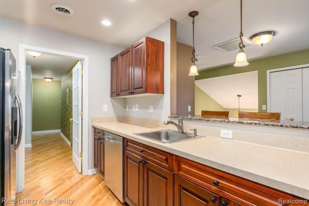3400 Tremonte Circle Rochester, MI 48306 - Photo 9 of 30 3400 Tremonte Cir-9.jpg