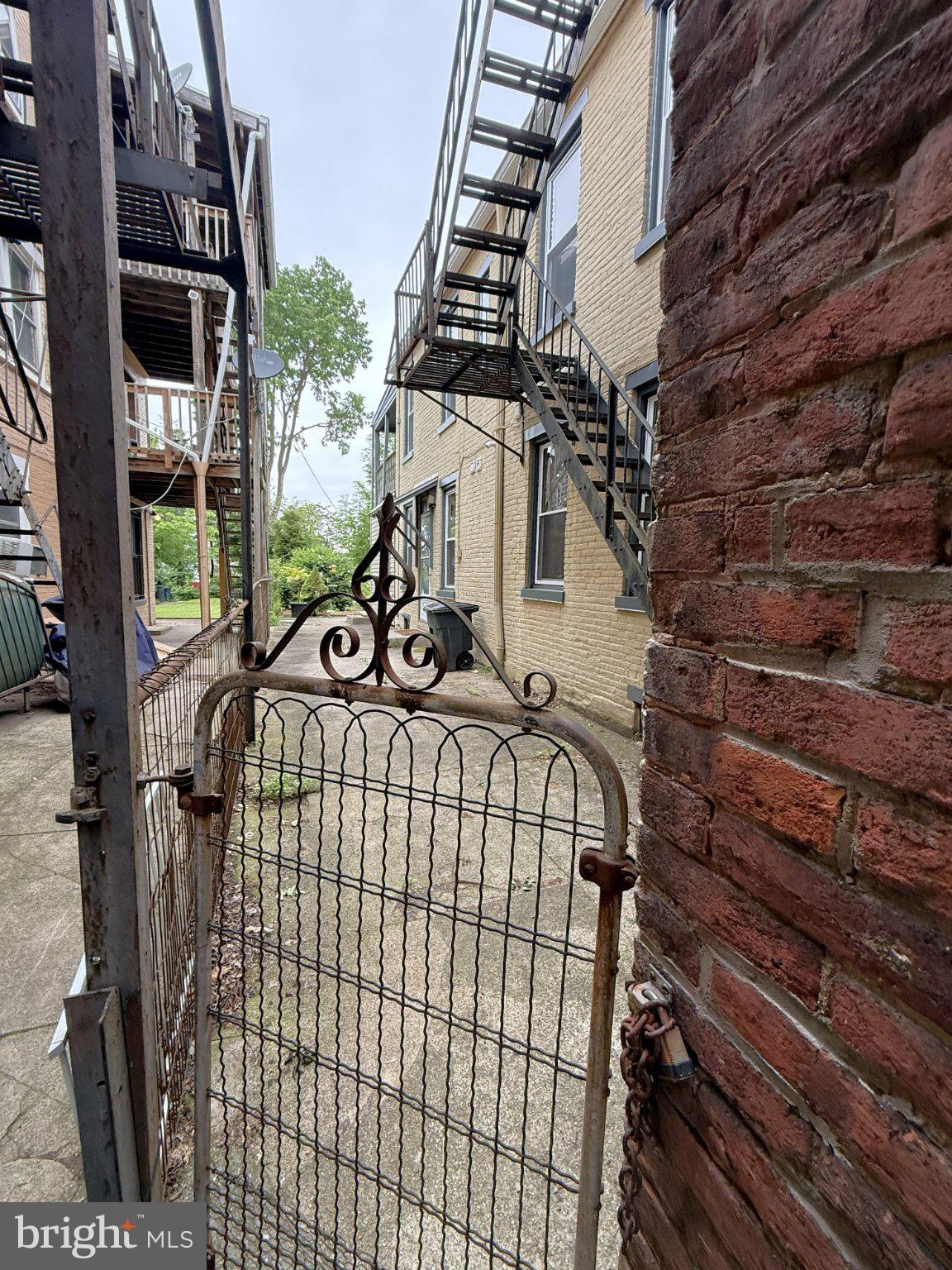145 East Chestnut Street Lancaster, PA 17602 - Photo 24 of 45