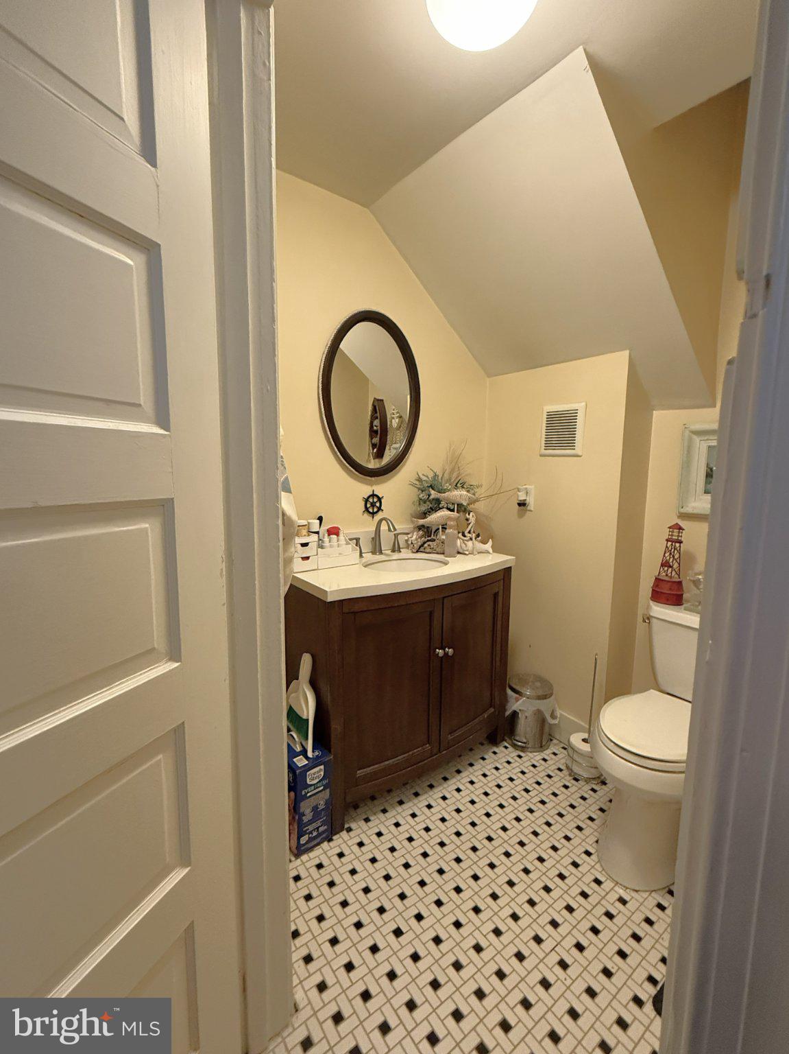 145 East Chestnut Street Lancaster, PA 17602 - Photo 33 of 45