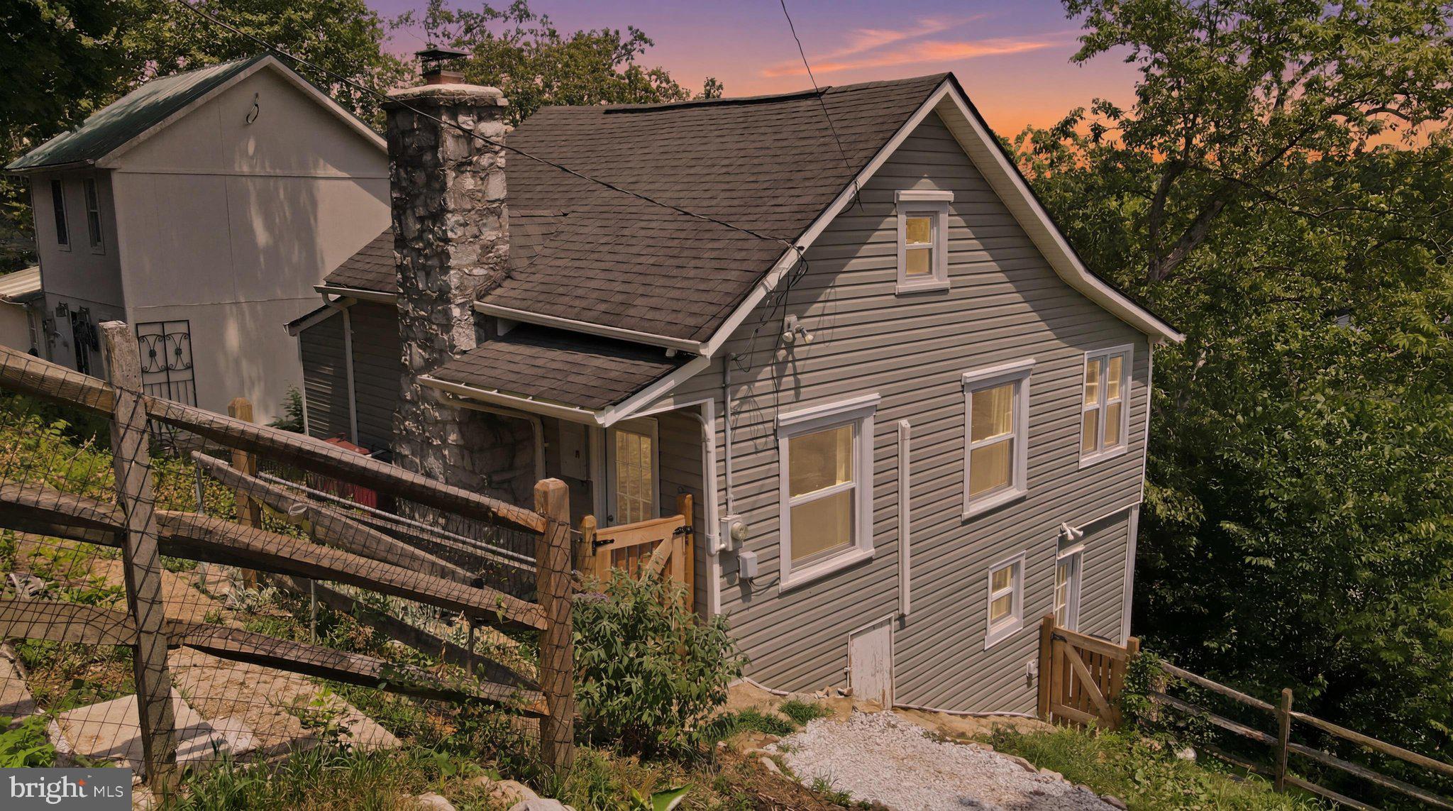 12527 Rockdale Road Clear Spring, MD 21722 - Photo 2 of 25 Twilight View