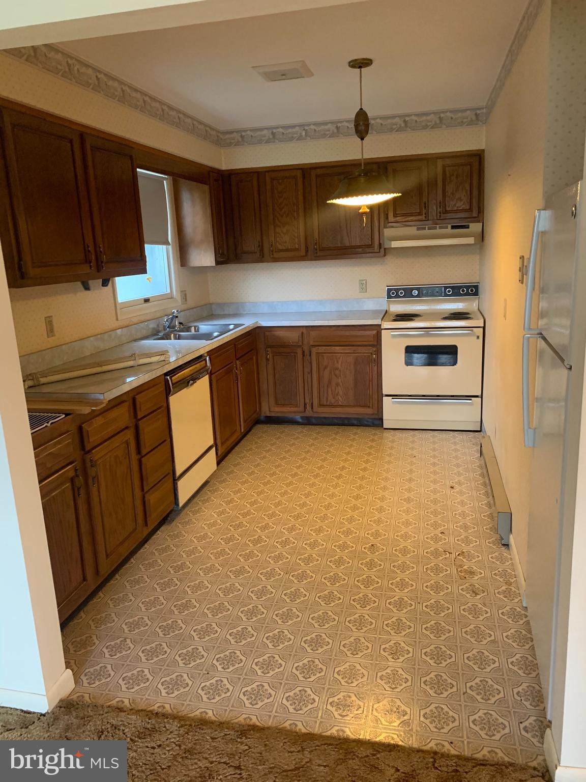 55 State Road Mechanicsburg, PA 17050 - Photo 22 of 32 In-Law Quarters Kitchen