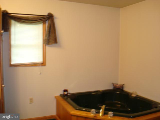 139 Fantasia Road Inwood, WV 25428 - Photo 15 of 23 Interior (General)