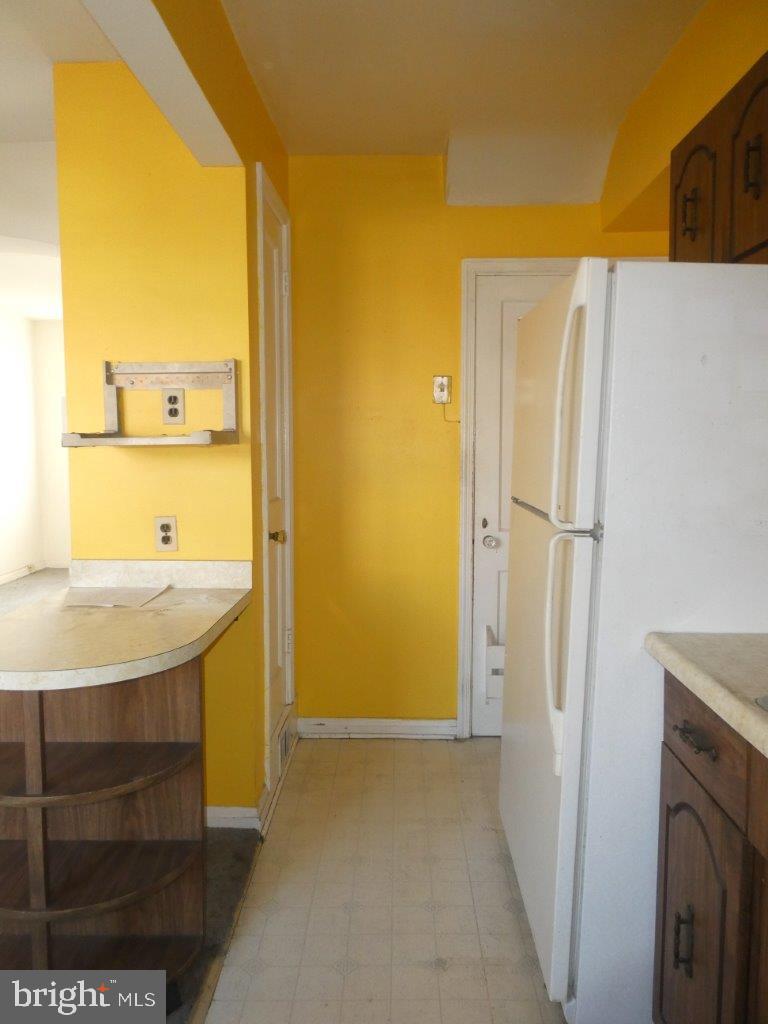 6824 Broening Road Baltimore, MD 21222 - Photo 13 of 33