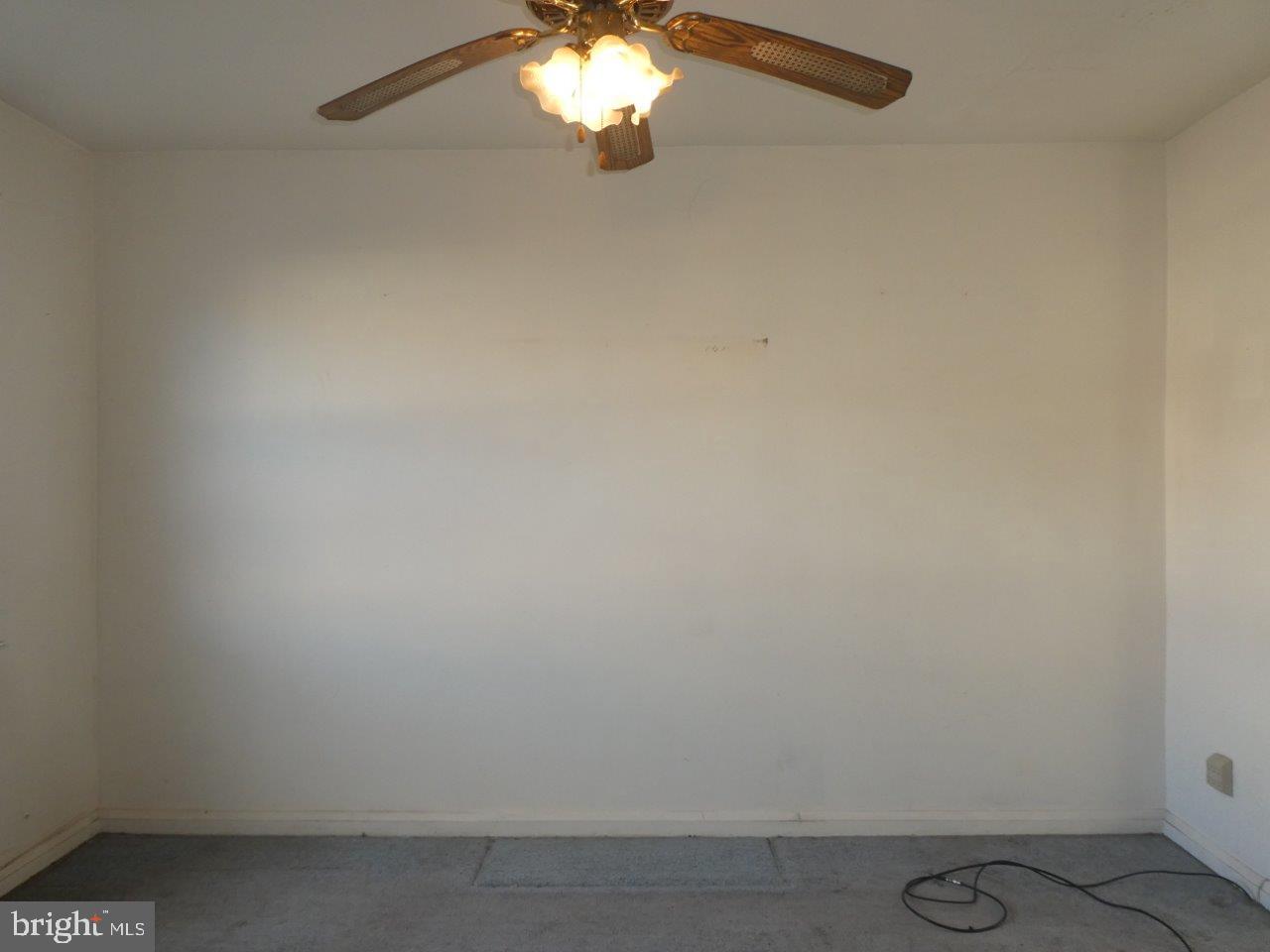 6824 Broening Road Baltimore, MD 21222 - Photo 7 of 33