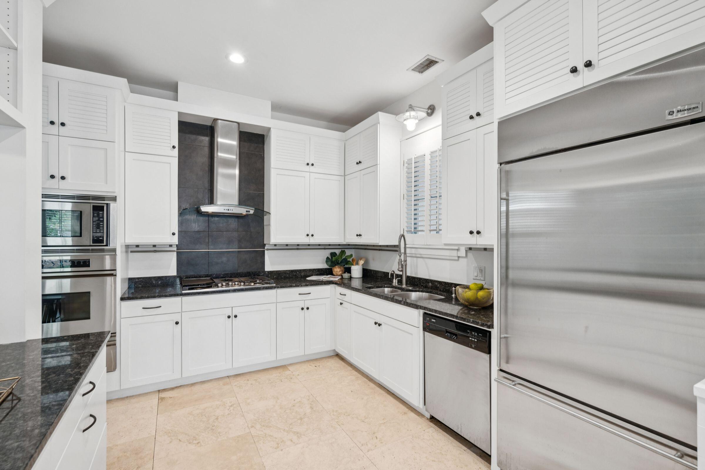 31 John Galt Way Mount Pleasant, SC 29464 - Photo 6 of 43 31 John Galt Way