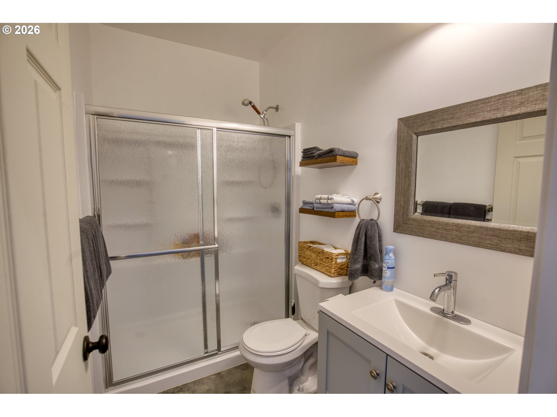 19 Inverness Road Goldendale, WA 98620 - Photo 38 of 48 a bathroom with a sink toilet and shower