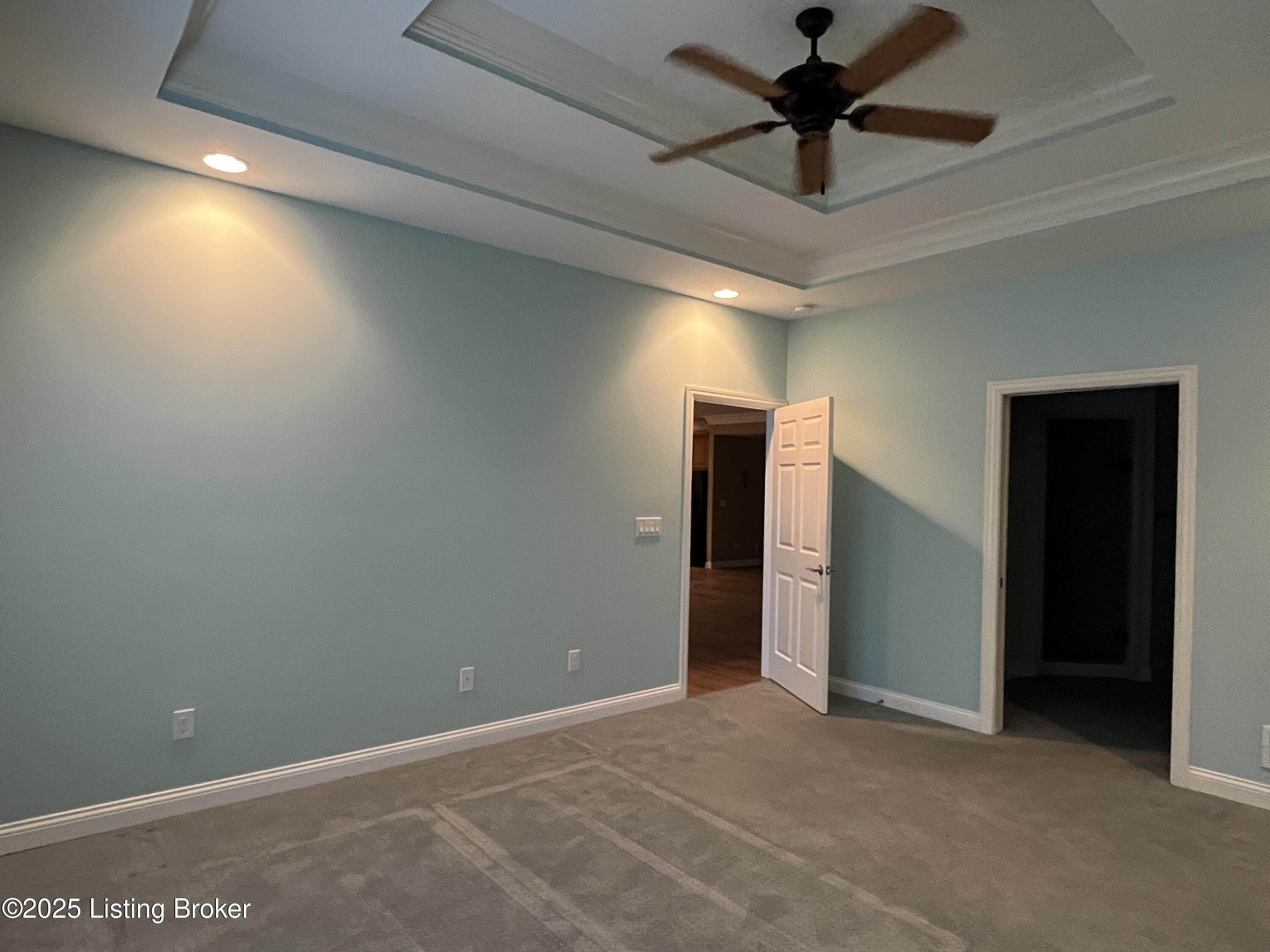10614 Riva Road Louisville, KY 40223 - Photo 26 of 55 Double tray ceiling