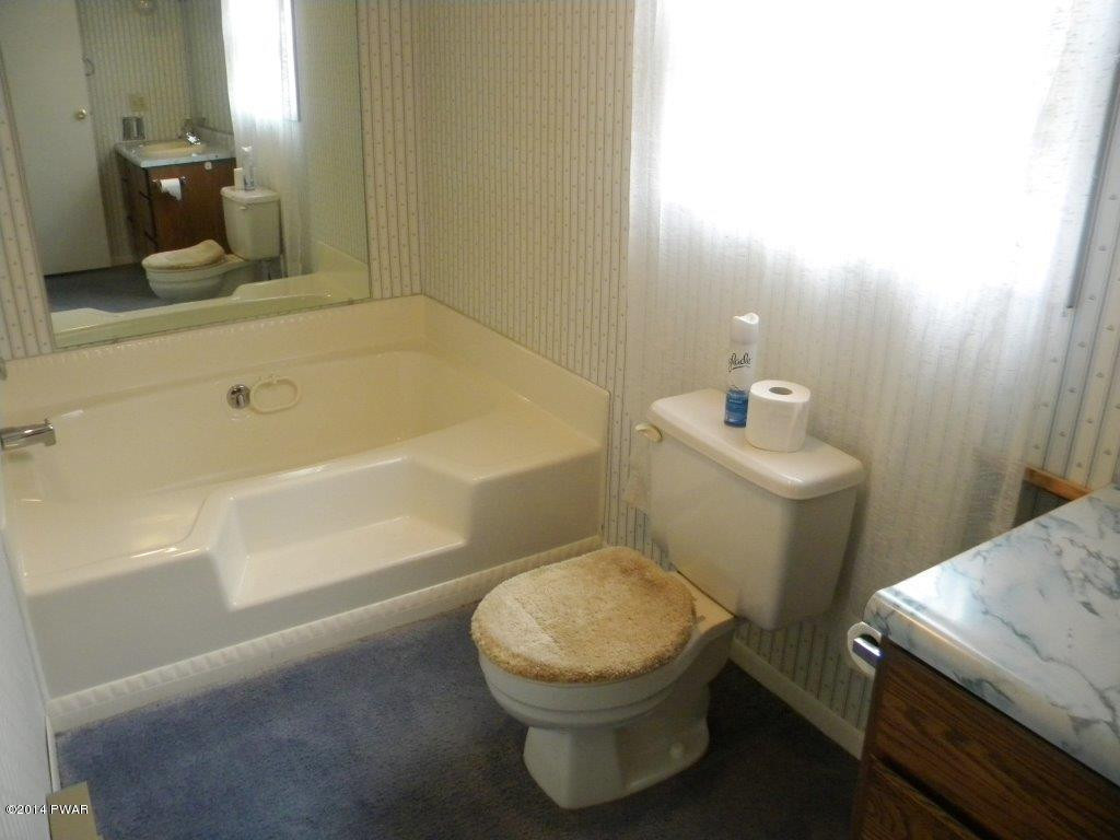 238 Dirk Road Tafton, PA 18464 - Photo 22 of 35 Gallery Image 22