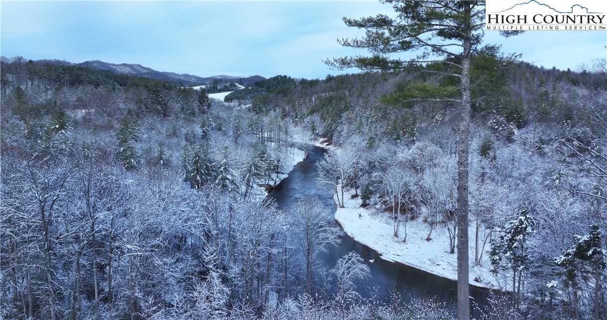 56 Autumn Leaf Way Crumpler, NC 28617 - Photo 19 of 44