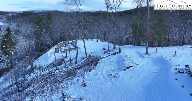 $1,575,000 | 56 Autumn Leaf Way, Crumpler, NC 28617