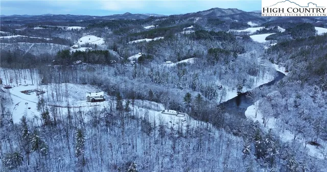 $1,575,000 | 56 Autumn Leaf Way, Crumpler, NC 28617