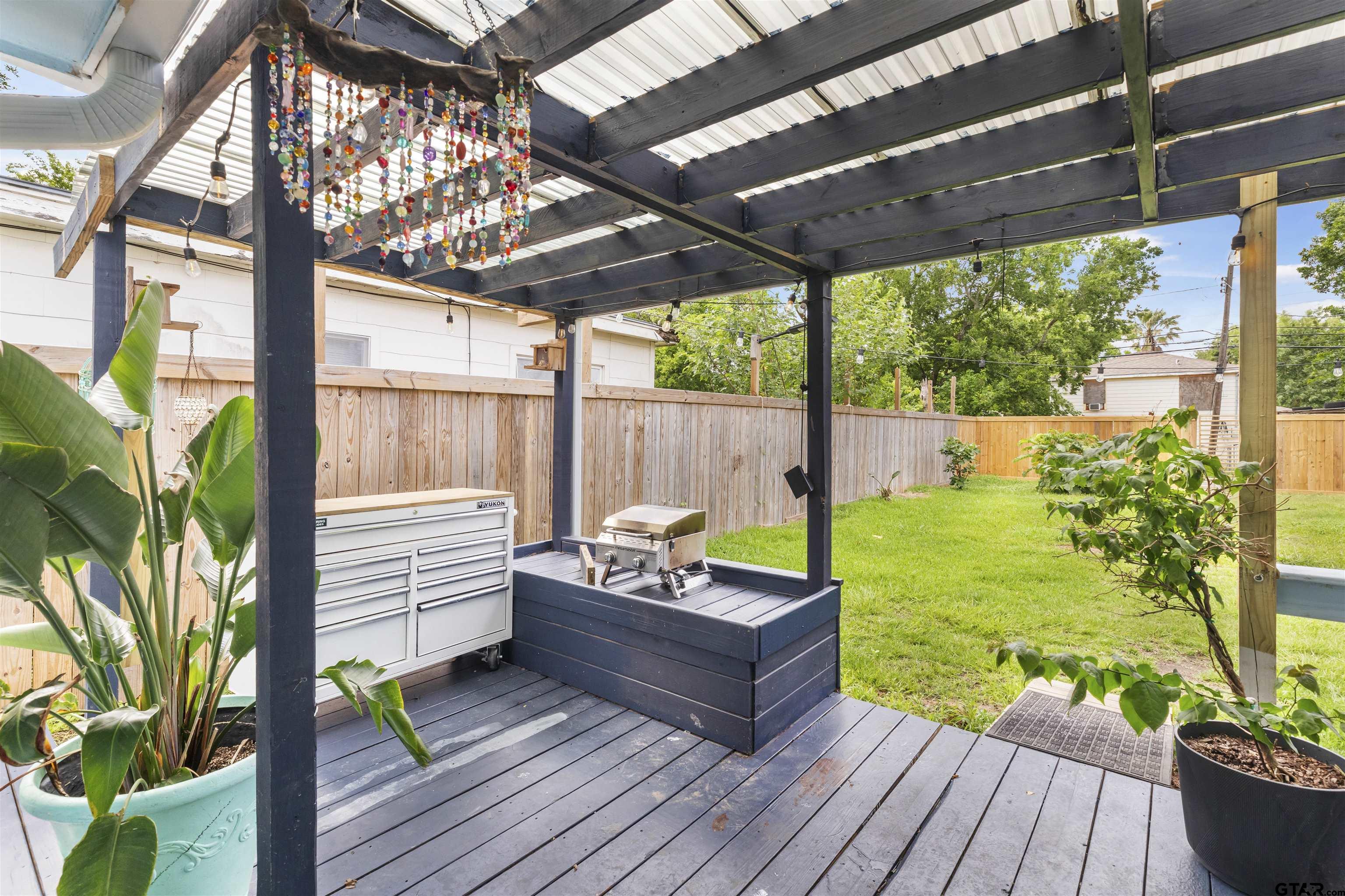 408 Morton Palacios, TX 77465 - Photo 16 of 29 a outdoor living with furniture