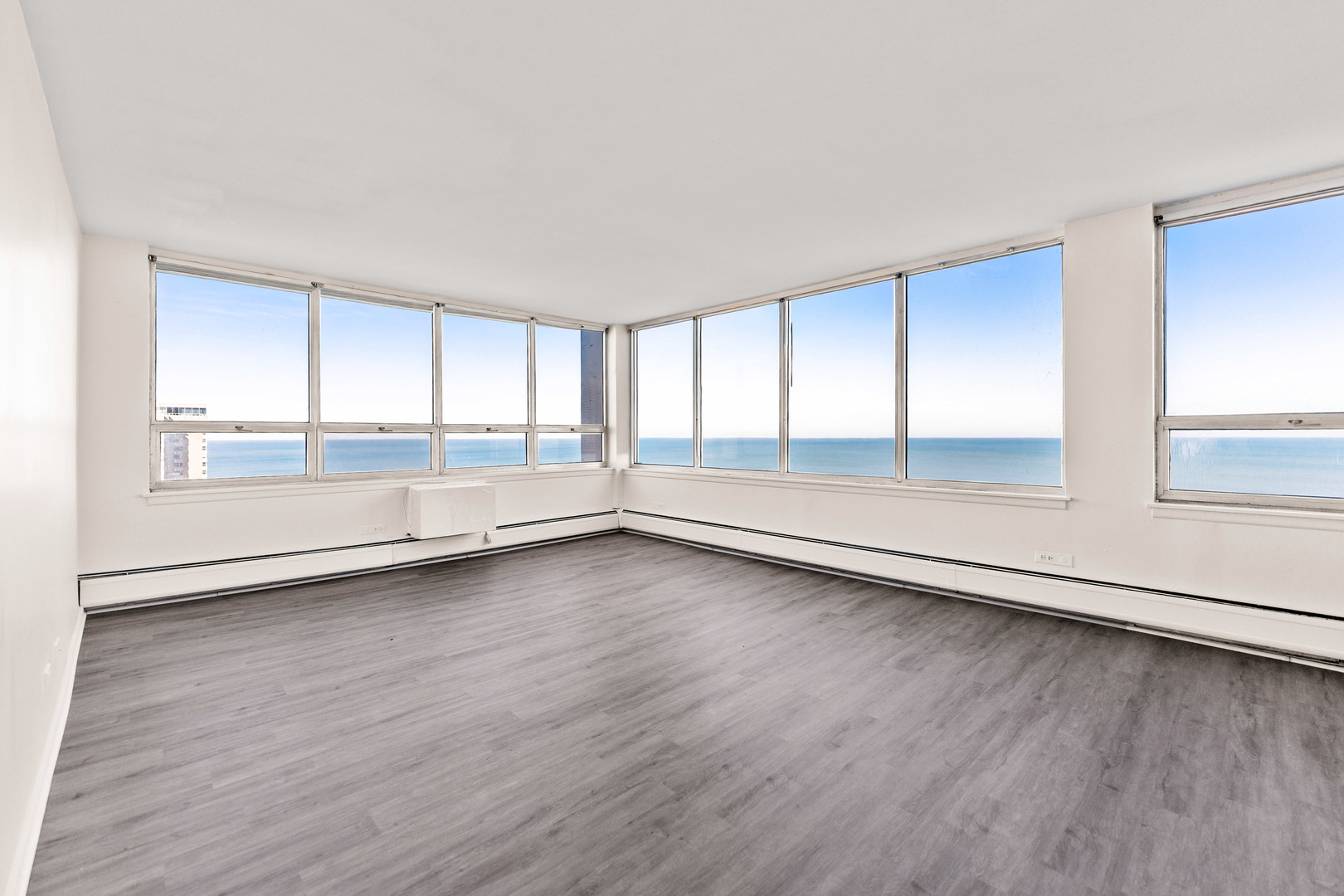 6171 North Sheridan Road, Unit 23112312 Chicago, IL 60660 - Photo 26 of 48