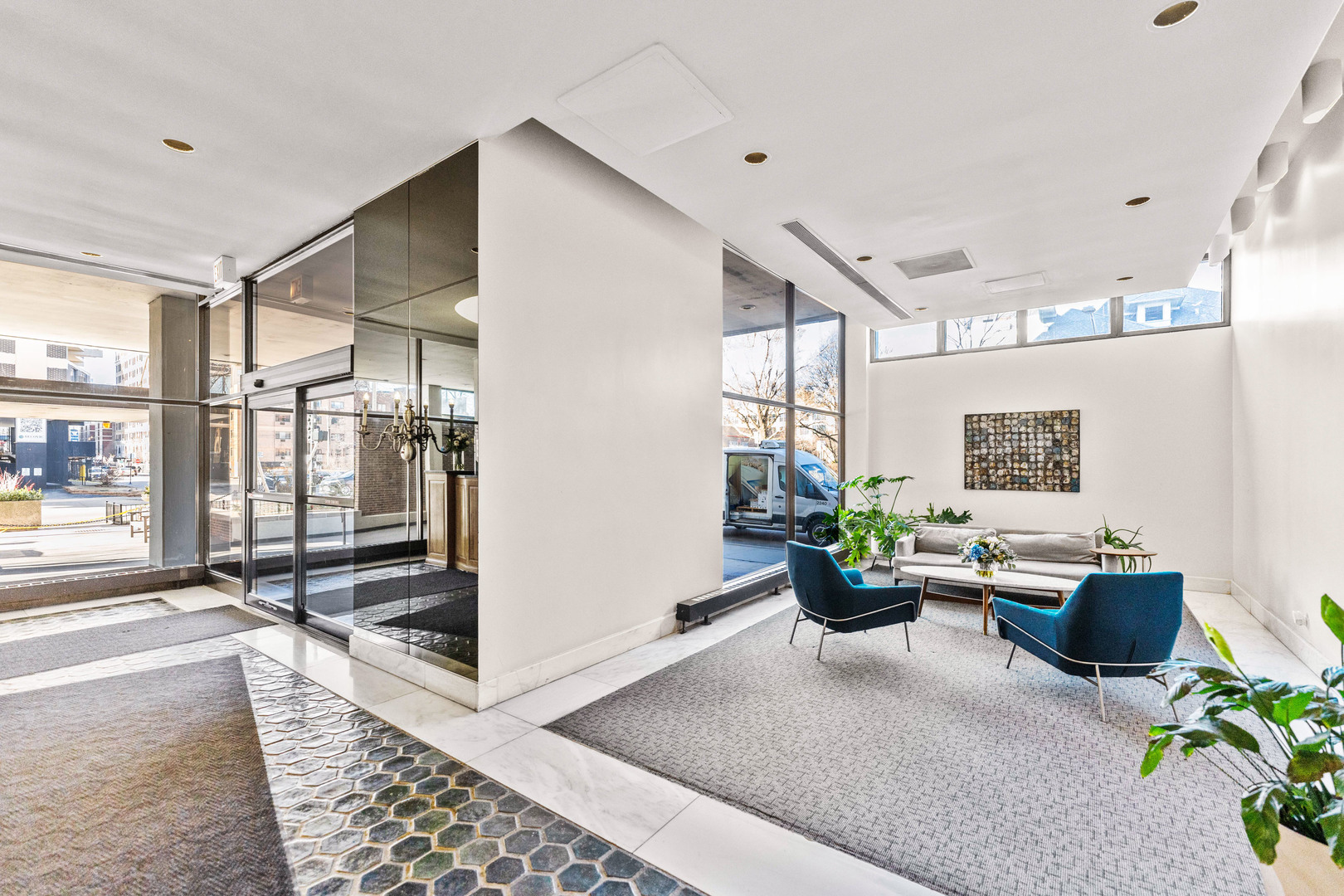 6171 North Sheridan Road, Unit 23112312 Chicago, IL 60660 - Photo 38 of 48