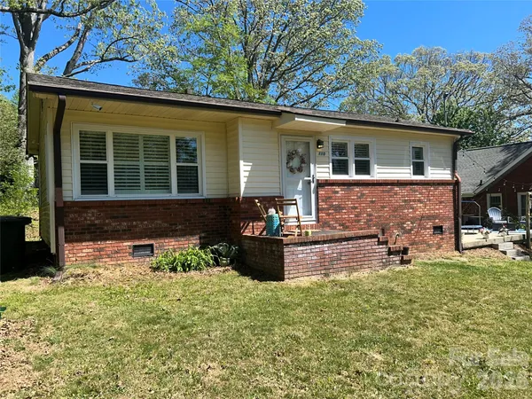 $465,000 | 110 9th Street, Black Mountain, NC 28711