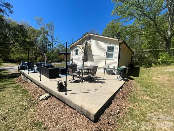 $465,000 | 110 9th Street, Black Mountain, NC 28711