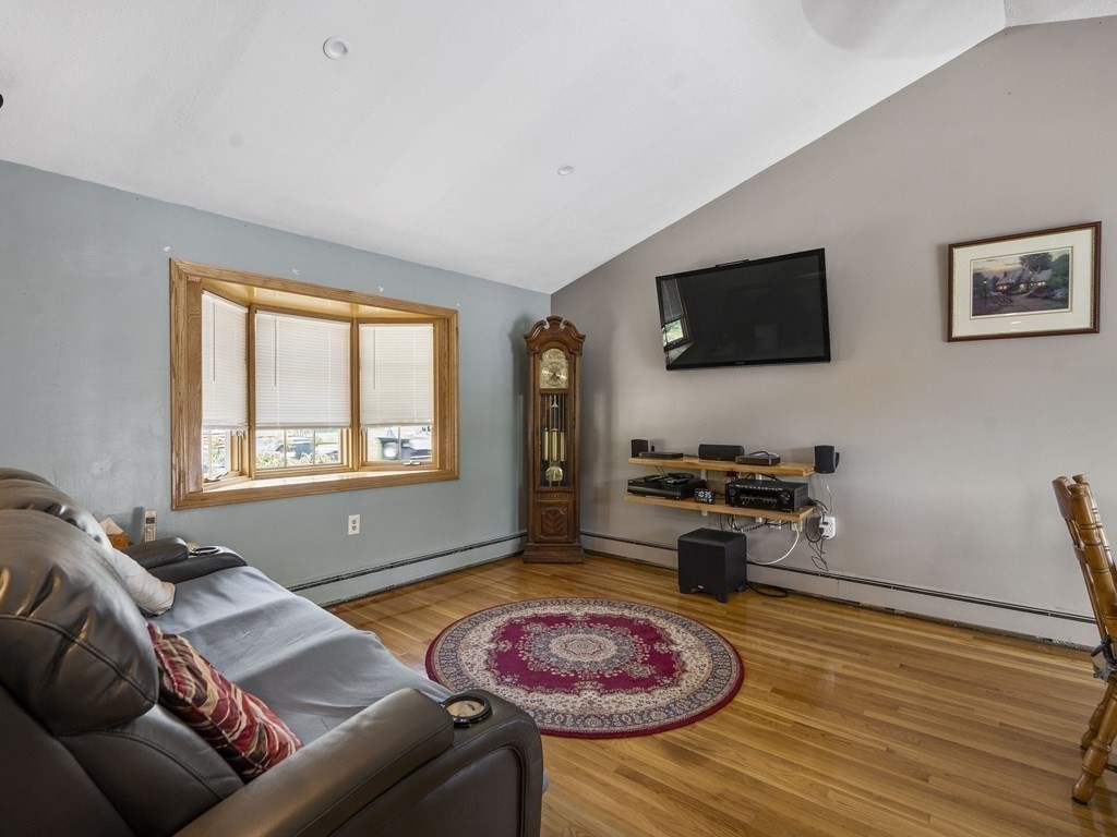 50 Bellflower Road Billerica, MA 01821 - Photo 6 of 33 Gallery Image 6