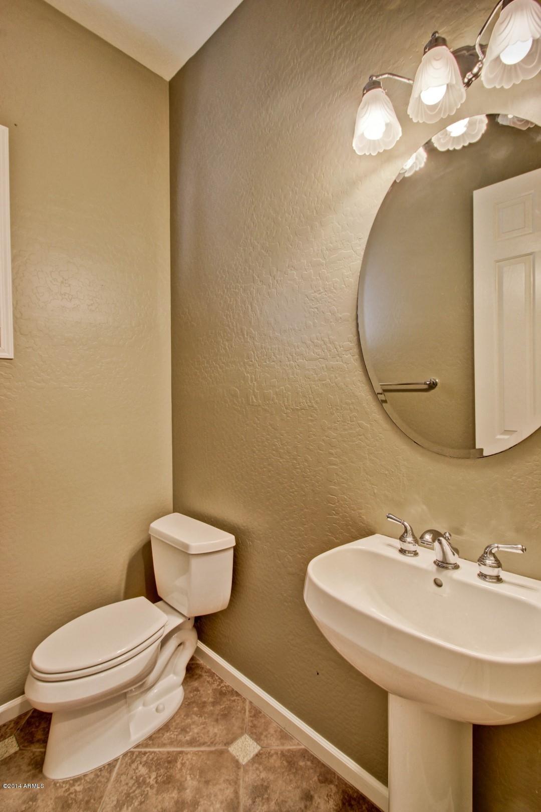 311 East Frances Lane Gilbert, AZ 85295 - Photo 19 of 43 Powder Room