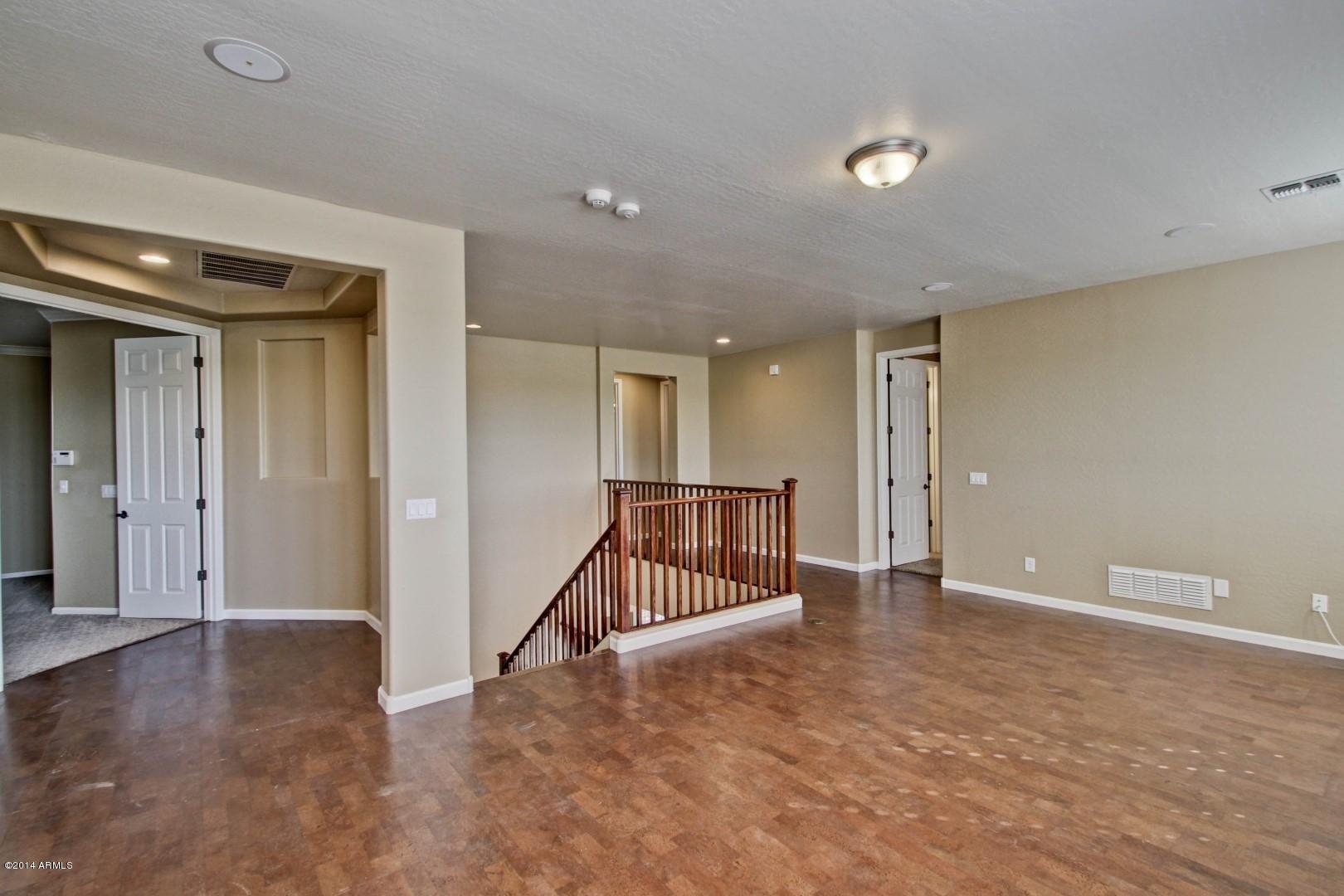 311 East Frances Lane Gilbert, AZ 85295 - Photo 22 of 43 Large Loft b