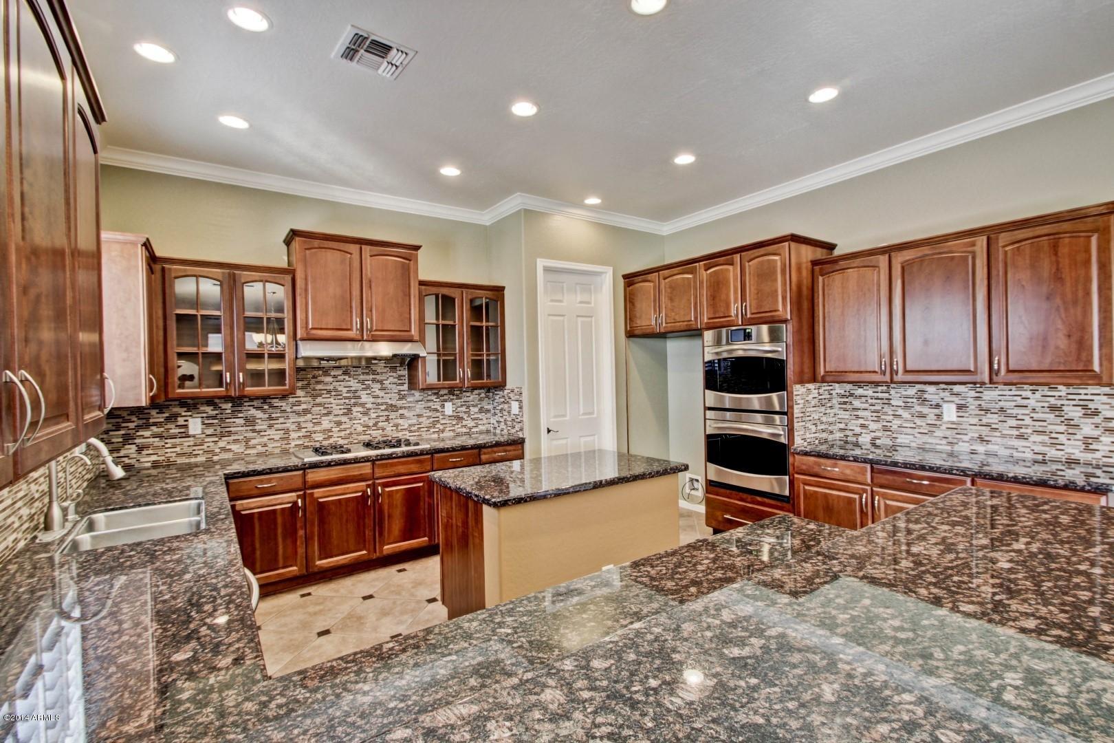 311 East Frances Lane Gilbert, AZ 85295 - Photo 10 of 43 Kitchen c