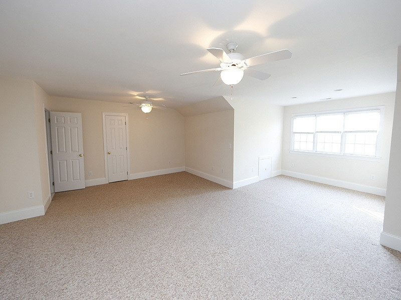 2301 Elmsford Way Raleigh, NC 27608 - Photo 24 of 25 Photo 24