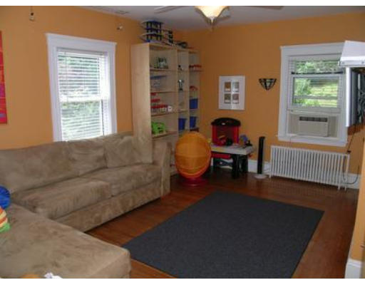 64 Wallingford Road Boston, MA 02135 - Photo 9 of 23 Gallery Image 9