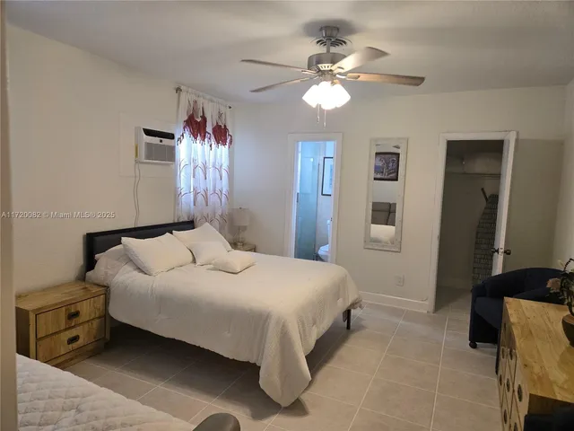 $1,950 | 5712 Hollywood Boulevard, Unit 2, Hollywood, FL 33021