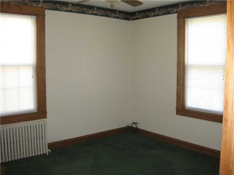 71 Bates Avenue Coventry, RI 02816 - Photo 13 of 22 Bedroom.