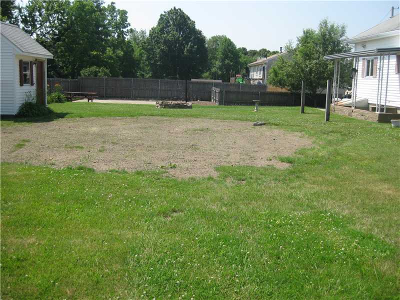 71 Bates Avenue Coventry, RI 02816 - Photo 18 of 22 Yard/Garden.