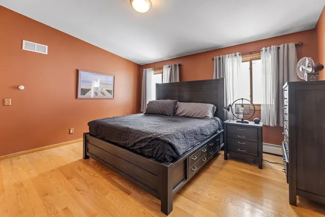 $450,000 | 1115 Jonathan Lane, La Crescent, MN 55947