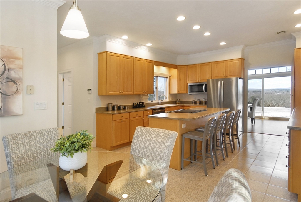 45 Kettle Hole Road Bolton, MA 01740 - Photo 11 of 34