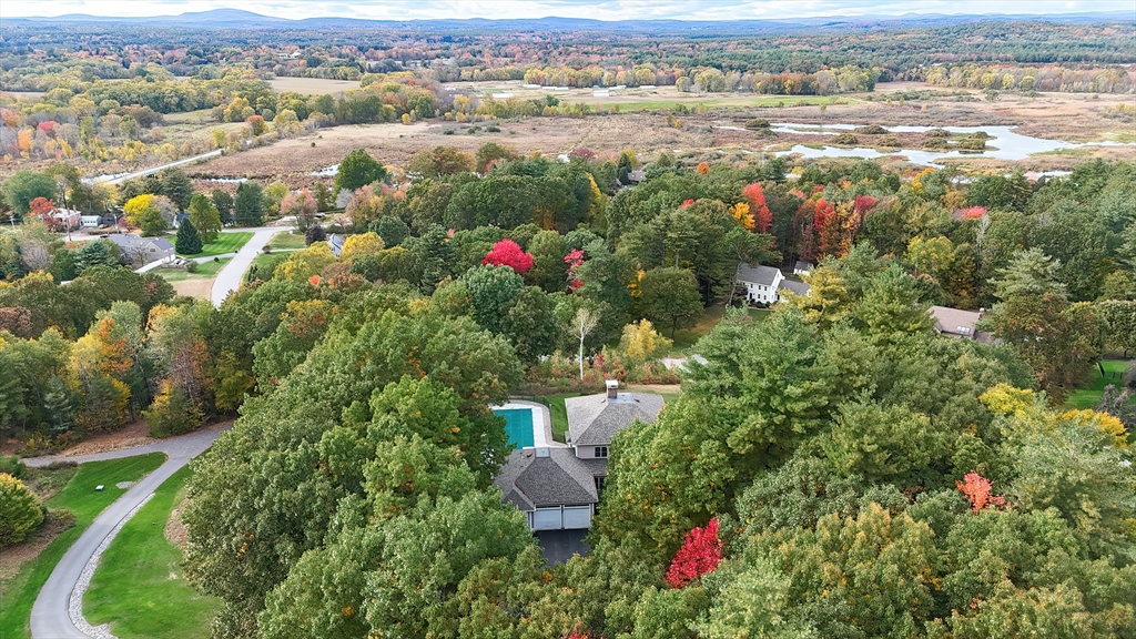 45 Kettle Hole Road Bolton, MA 01740 - Photo 31 of 34