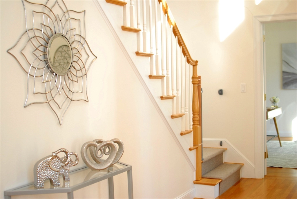 45 Kettle Hole Road Bolton, MA 01740 - Photo 7 of 34